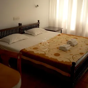 Vijaya Varma Couette-café Kovalam