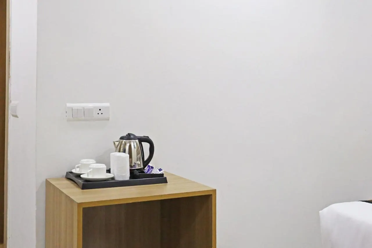 Hotel Decent Suites - Delhi Airport Neu-Delhi