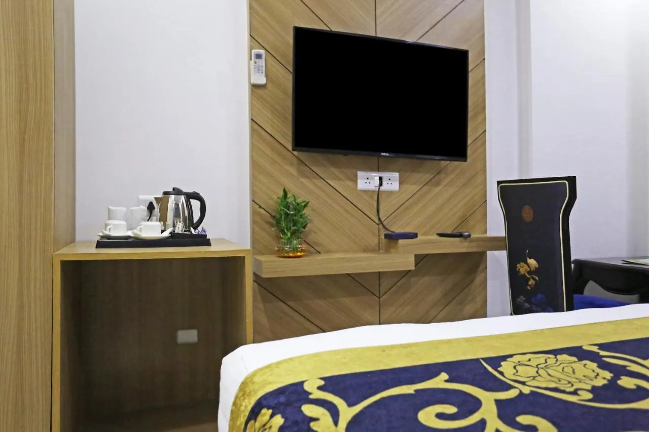 Hotel Decent Suites - Delhi Airport Neu-Delhi