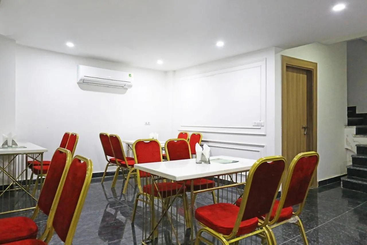 Hotel Decent Suites - Delhi Airport Neu-Delhi 4*,  Indien