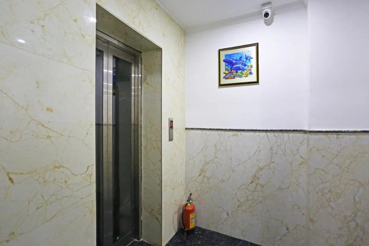 Hotel Decent Suites - Delhi Airport Neu-Delhi